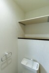 ペーパーなどをたくさん収納できます。 WC(トイレ)